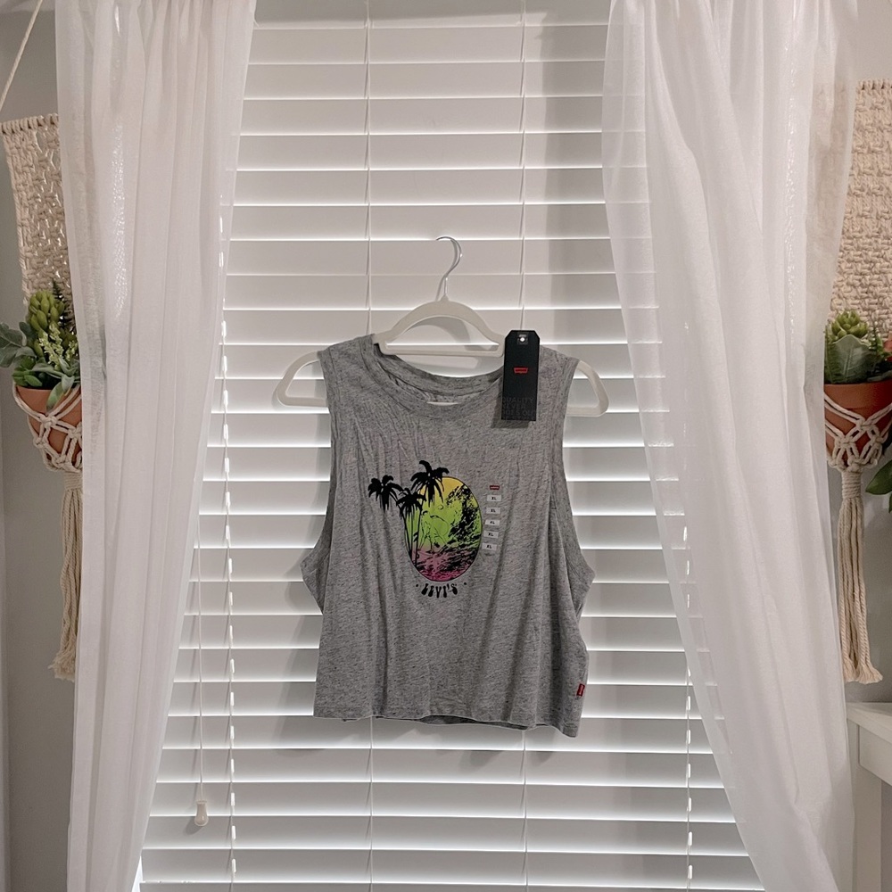 LEVI CROPPED TANK TOP
